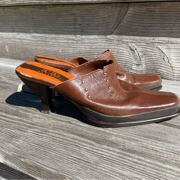 BCBGMaxAzria brown slip on mule heels 6.5 - Picture 7 of 11